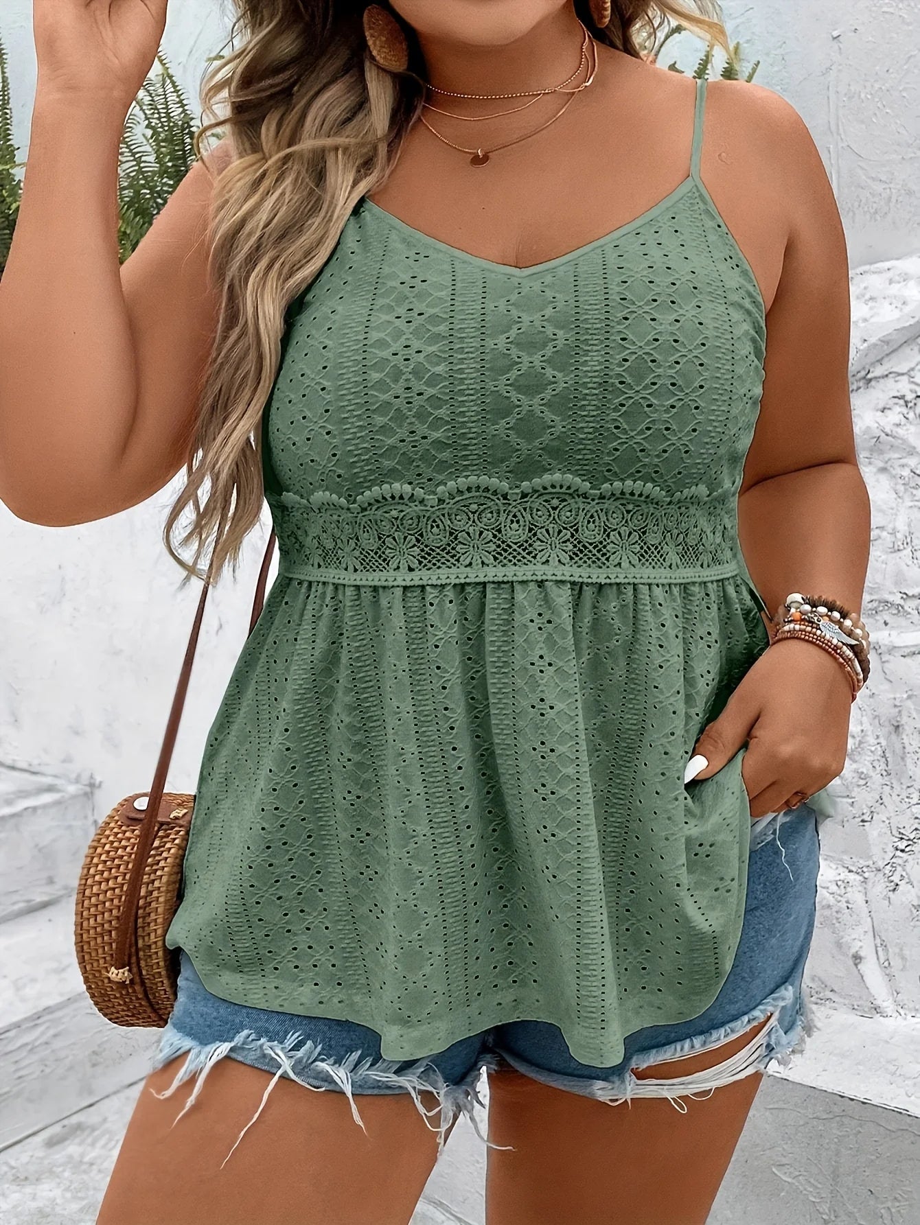 Plus Size Elegant Women's V-Neck Summer Top